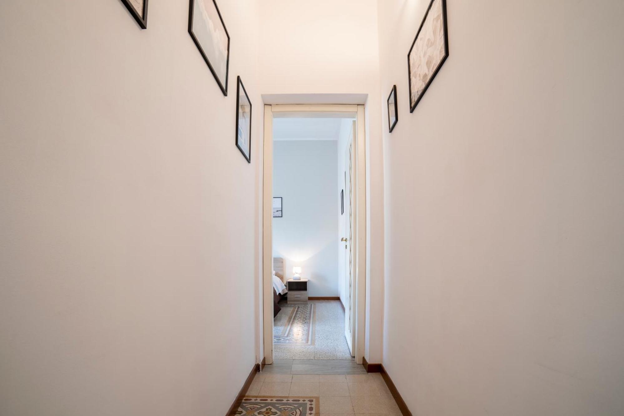 Centro Stazione Aeroporto Wi-Fi&Self Check-In Apartment Палермо Екстериор снимка